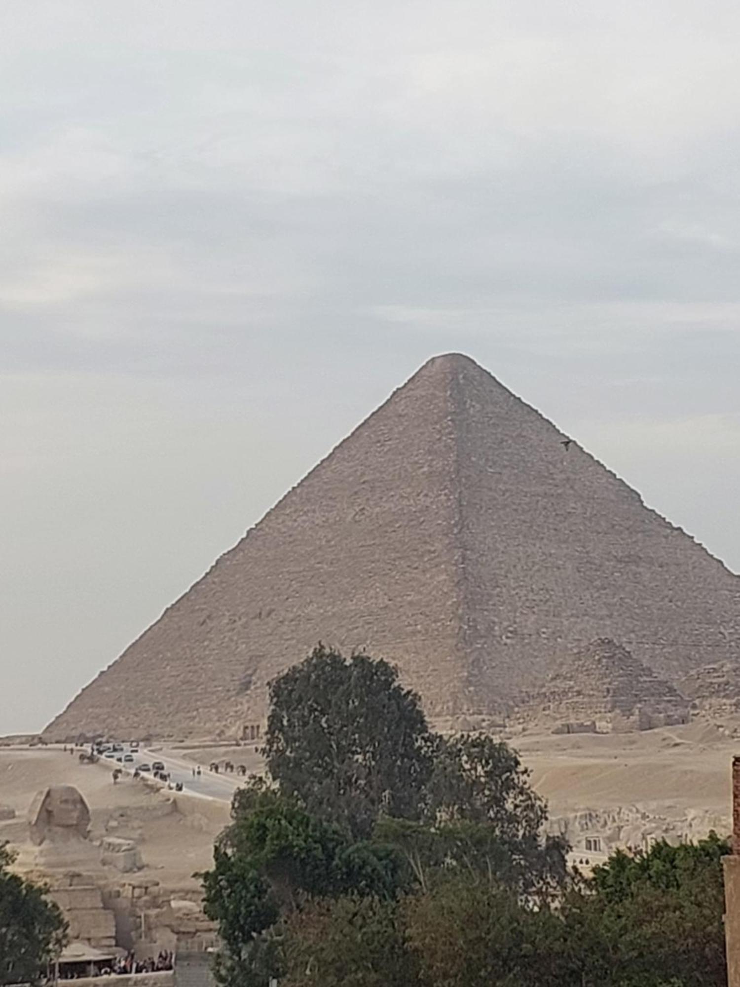 Ostello Anubis Kingdom Pyramids Kafret el-Gabal Esterno foto