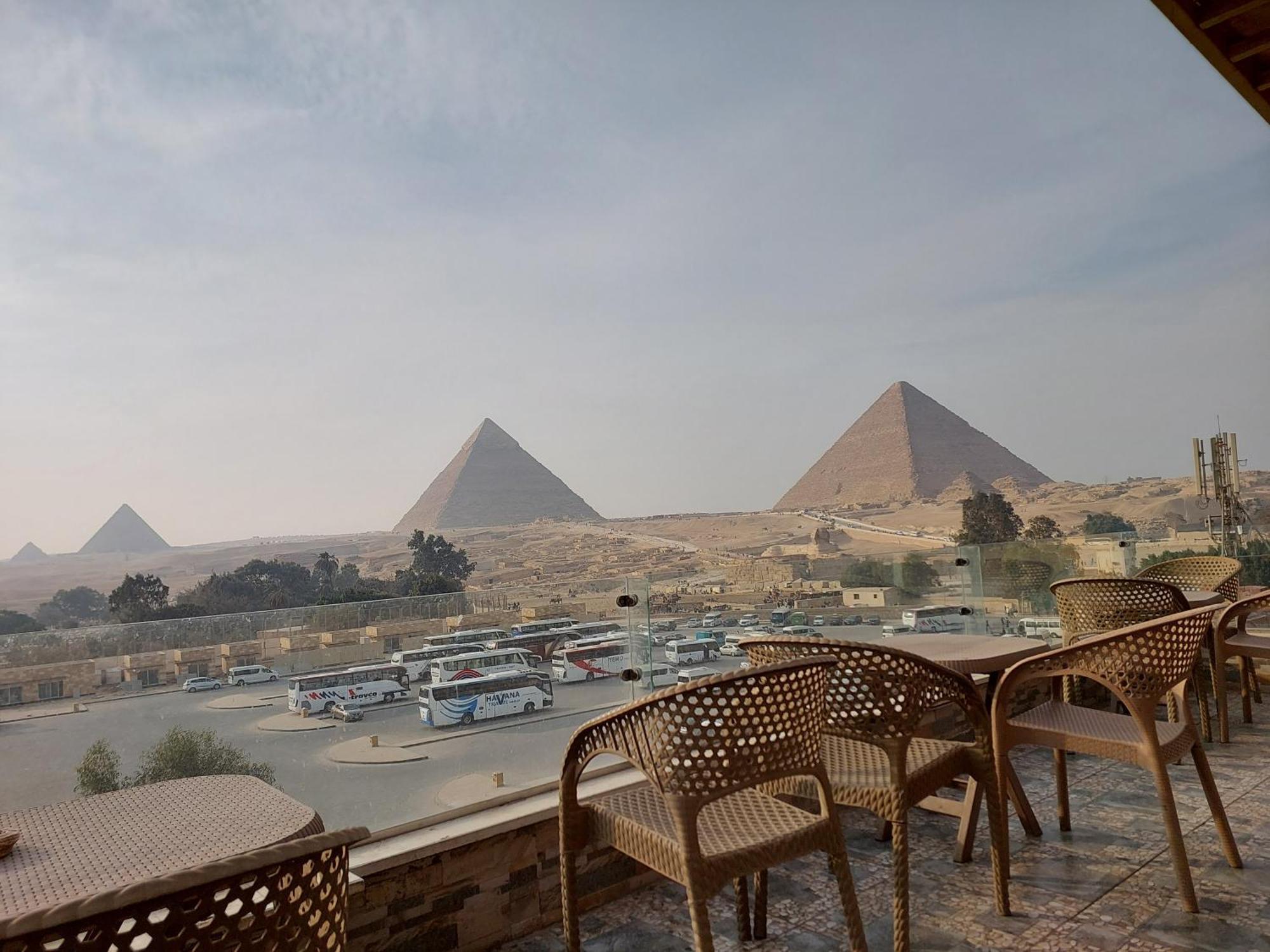 Ostello Anubis Kingdom Pyramids Kafret el-Gabal Esterno foto